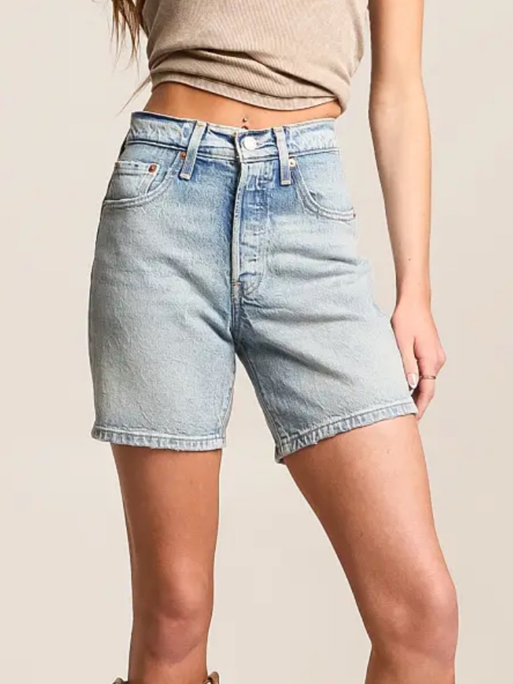 *Anthropologie Levis 501 Mid Thigh Short